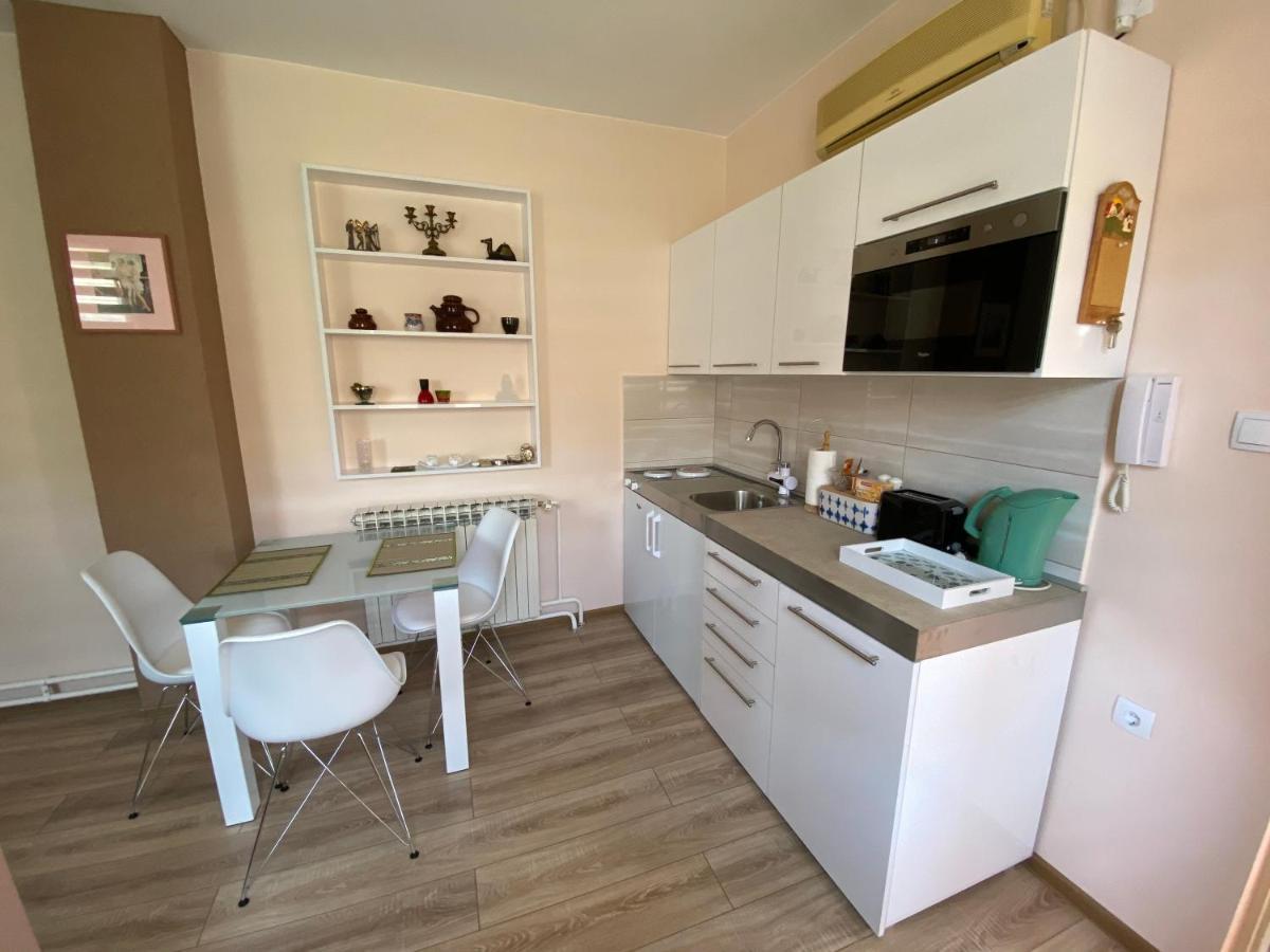 Apartmani Rajin Вършац Екстериор снимка