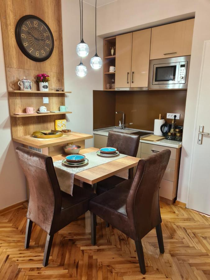 Apartmani Rajin Вършац Екстериор снимка